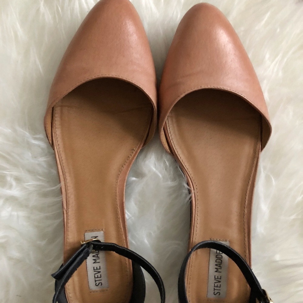 Steve Madden Cognac and White Flats